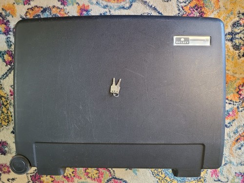 Vintage delsey hardside - vintage,